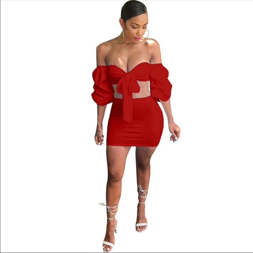 TWO PIECE SET